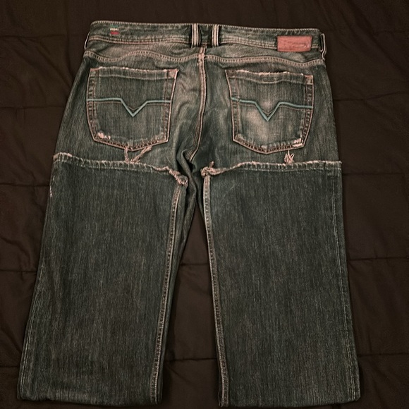 Y2K, Flared Diesel Jeans model Zathan, Made in Italy, Distressing, faded color - Picture 5 of 7